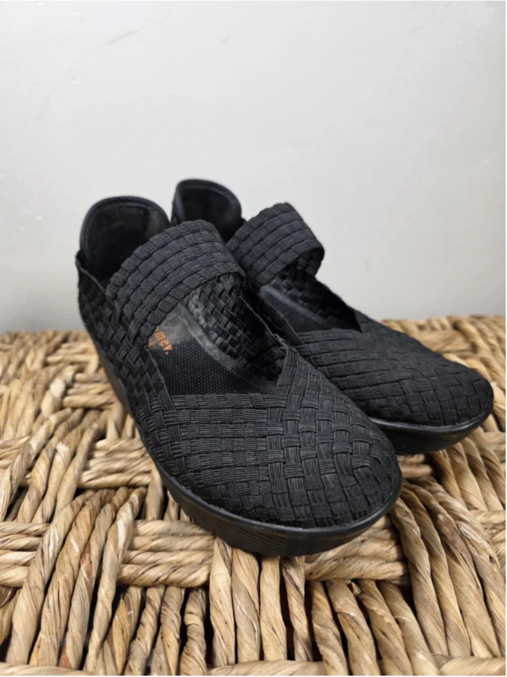 Bernie Mev Black Woven Mary Jane Comfort Wedge Shoes Women's Size 39 US 8.5